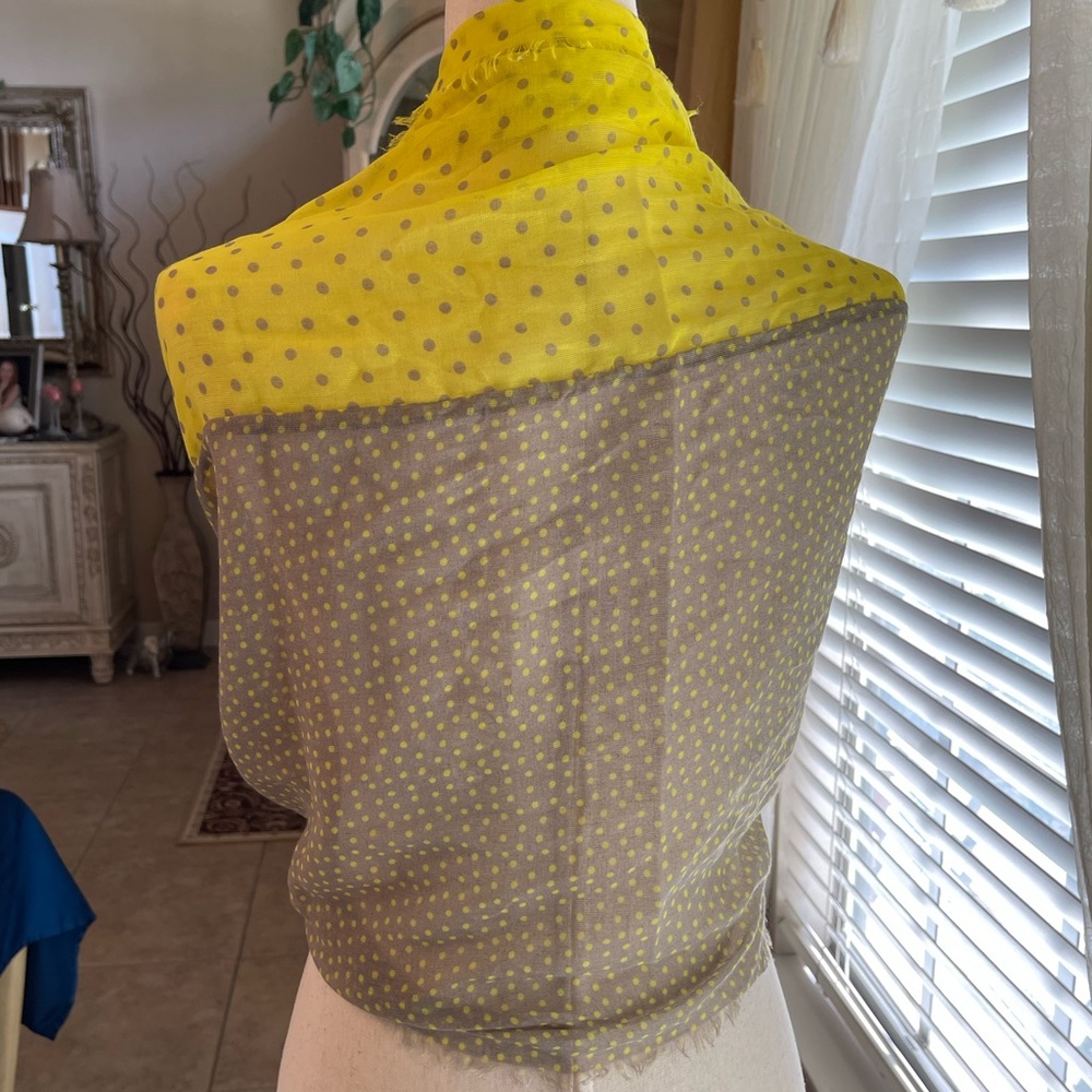 Scarf - Picture 3 of 3